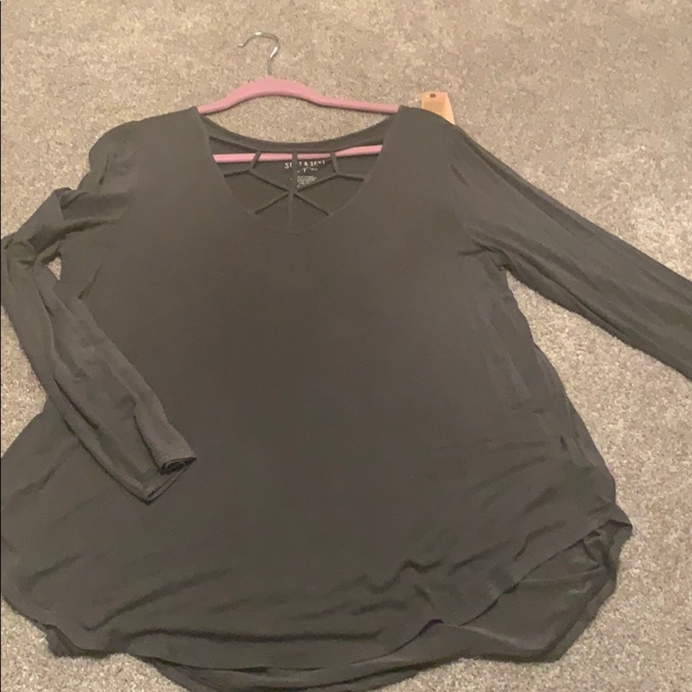 AEO long sleeve